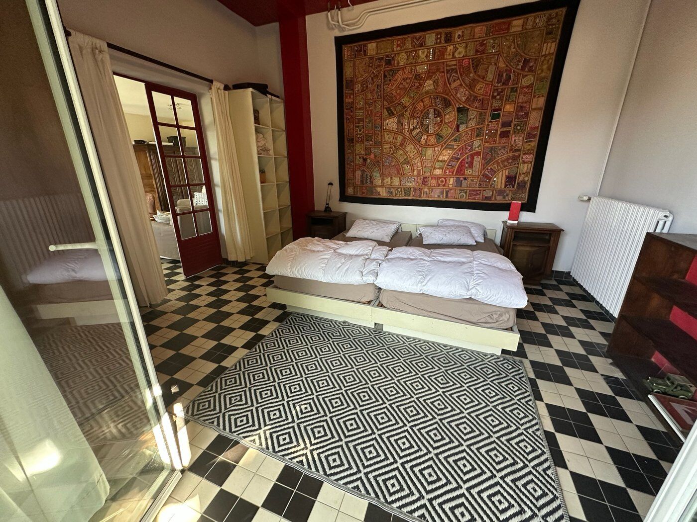 Chambre, accès terrasse